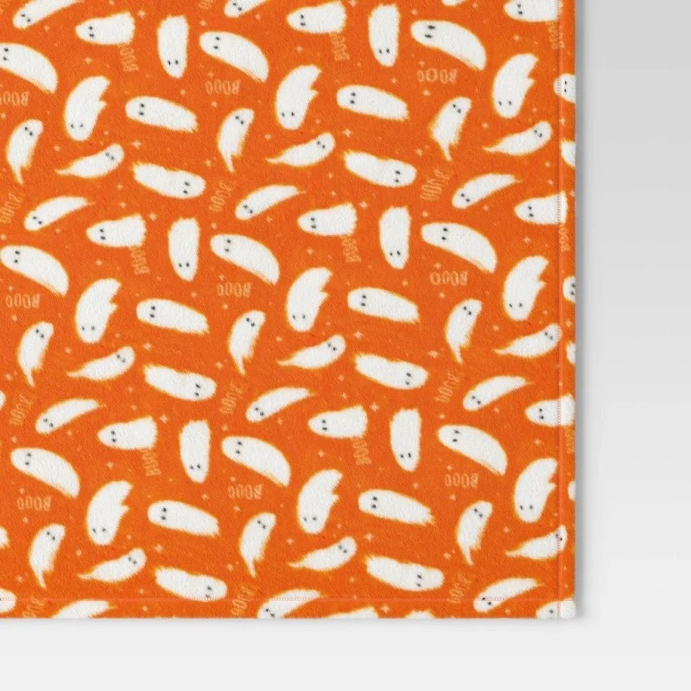 Halloween Ghost Printed Plush Throw Blanket Orange/Ivory - Hyde & EEK!